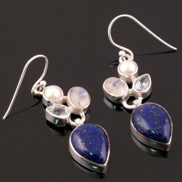 Серьги серебро с лазуритом, жемчугом, голубым топазом и лунным камнем "Мелодия"