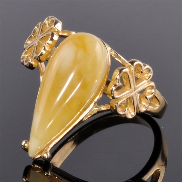 Кольцо серебро с позолотой и янтарем "Эдем"