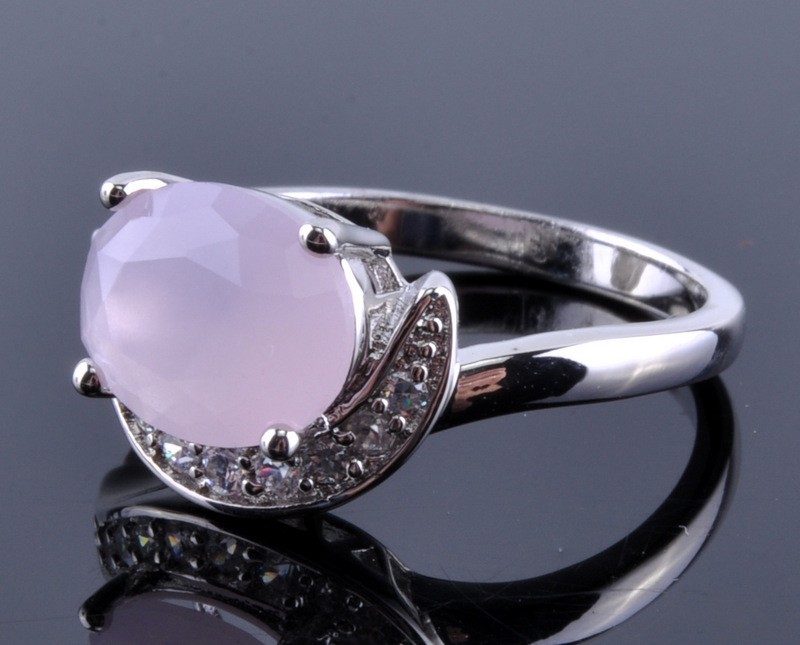 Кольцо серебро с розовым кварцем "Вуаля"