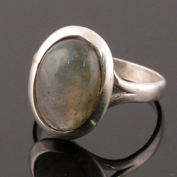 Кольцо серебро с лабрадором "Галос"