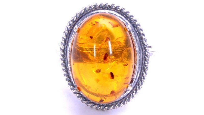 Кольцо с прессованным янтарем Магдалина кПЯН-7963