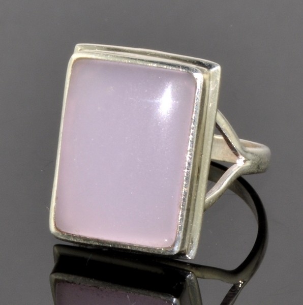 Кольцо серебро с розовым кварцем Элегант скНКР-4565