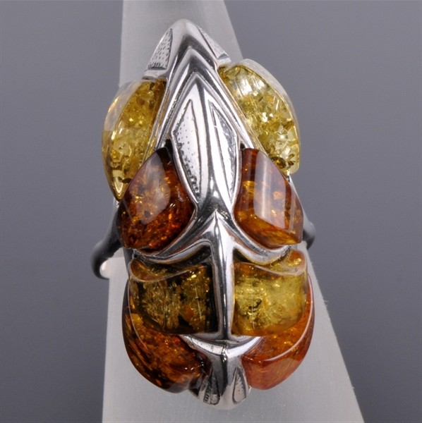 Кольцо серебро с янтарем "Орел"