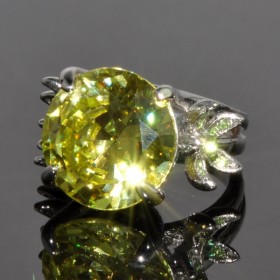 Кольцо со стразами Королева Звезд кКМ-5307-РДТ