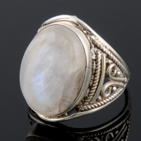 Кольцо серебро с лунным камнем (адуляром) &quot;Снежная Королева&quot;