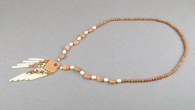 Бусы из дерева Кельт НДР-6269-ОТШ