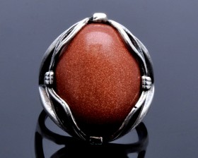 Кольцо с авантюрином "Зарянка"