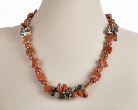 Бусы из авантюрина и яшмы "Веста"