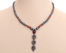 Бусы из гематита и хрусталя "Амина"