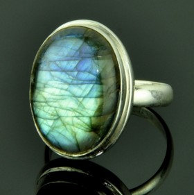 Кольцо с серебро с лабрадором Галос скНЛБ-4120