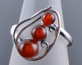Кольцо с сердоликом "Калинка"