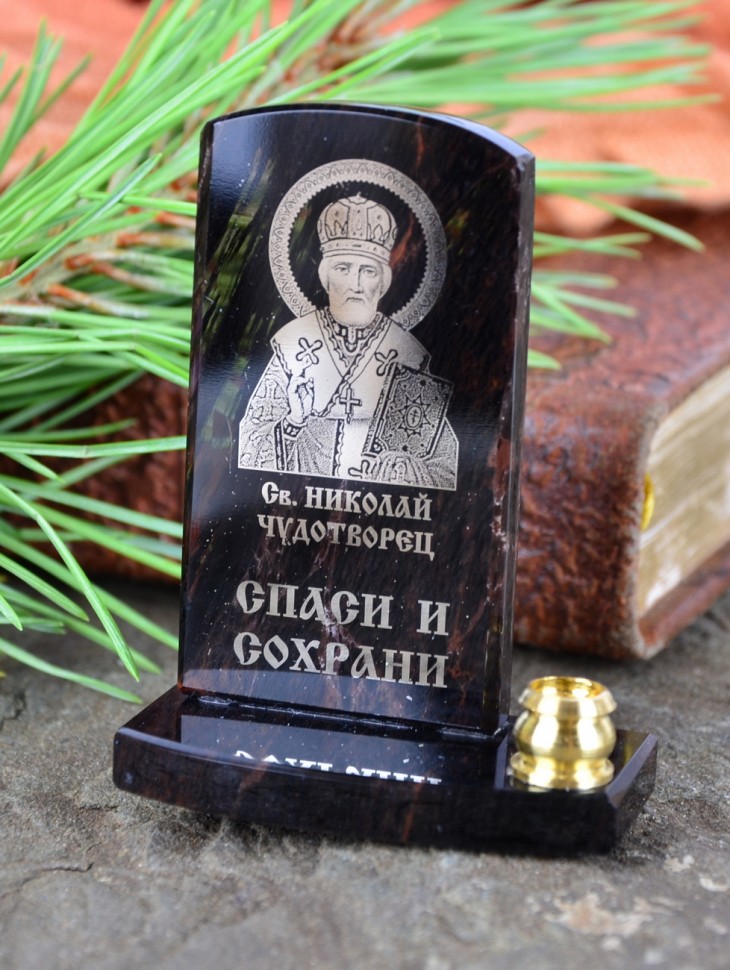 Икона с подсвечником "Св. Николай Чудотворец" на подставке.