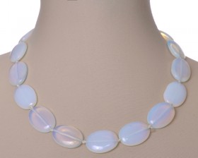 Бусы из лунного камня "Сеньора-2"
