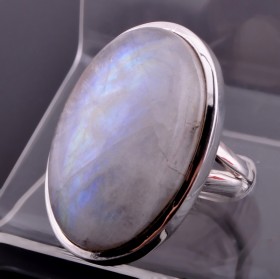 Кольцо серебро с лунным камнем (адуляром) &quot;Галос&quot;