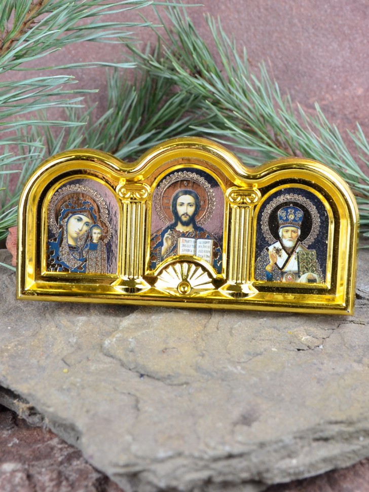 Икона автомобильная триптих "Богородица, Вседержатель, Чудотворец"