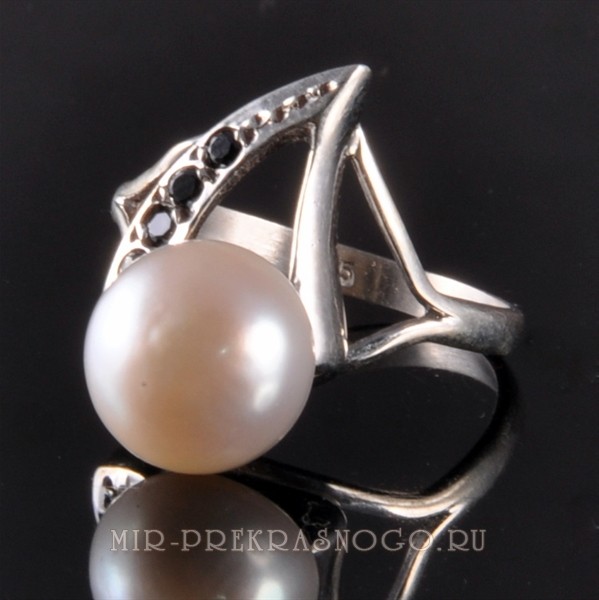 Кольцо серебро с жемчугом Бригантина скНЖМ-056-КВМ